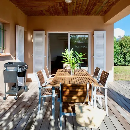 Marina Rossa - A Pied فيلة