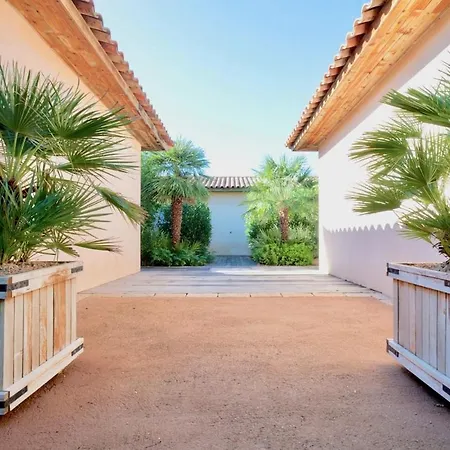 فيلة Marina Rossa - A Pied *