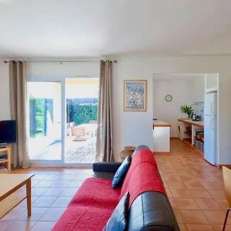 Marina Rossa - A Pied فيلة *