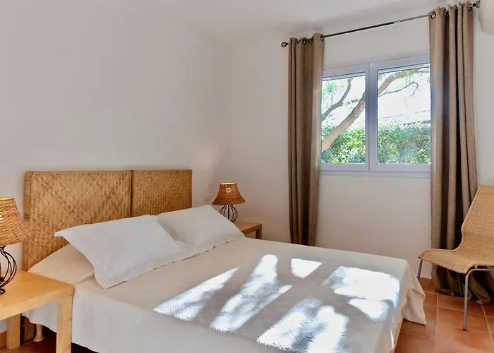 Marina Rossa - A Pied * Lecci